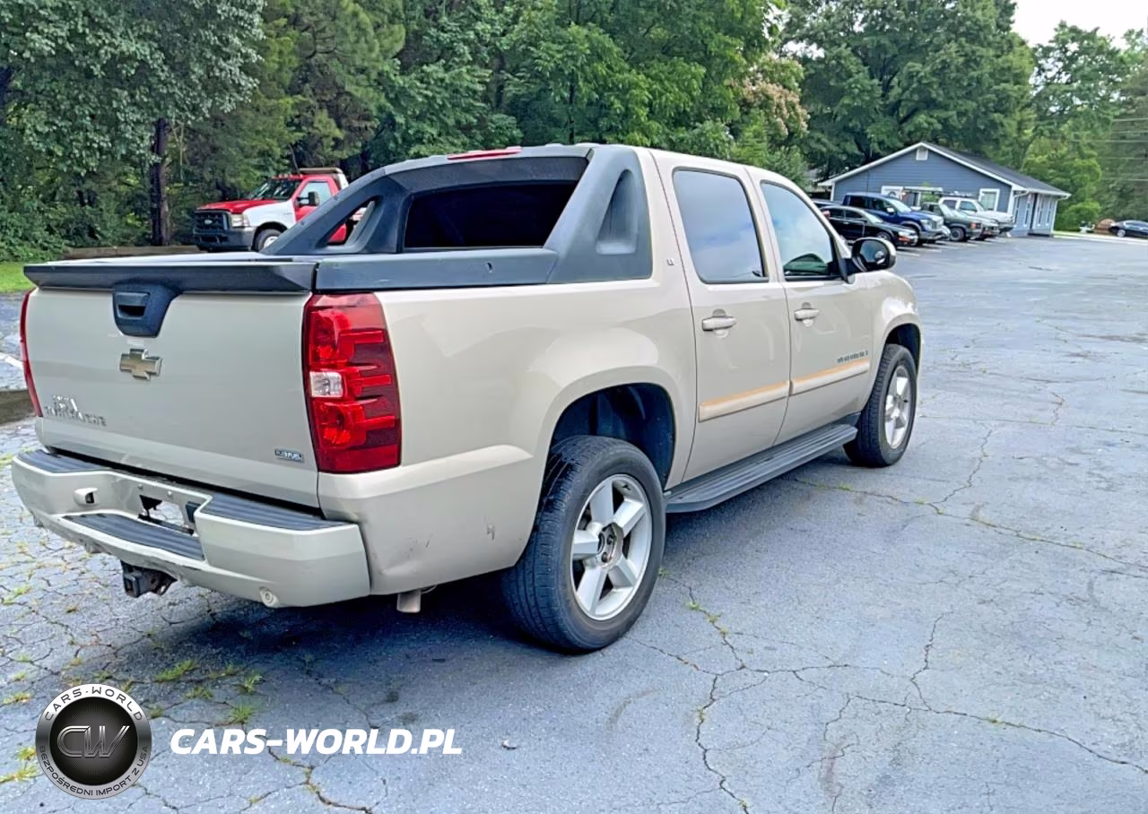 2008 Chevrolet Avalanche C1500 VIN:3GNEC12008G272921 - 4