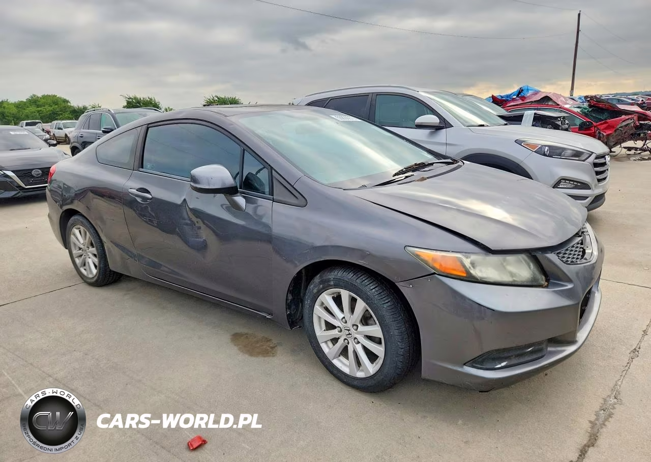 2012 Honda Civic VIN:2HGFG3B8XCH556800 - 4