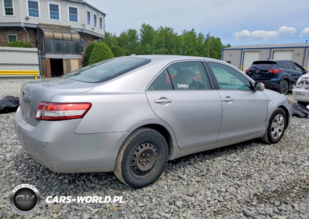 2010 Toyota Camry Le VIN:4T1BF3EK8AU106799 - 3