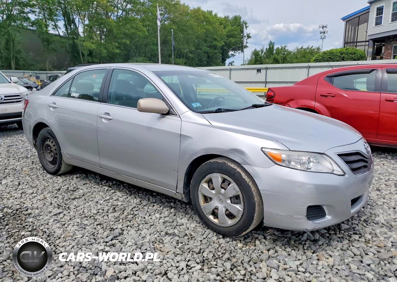 2010 Toyota Camry Le VIN:4T1BF3EK8AU106799 - 4