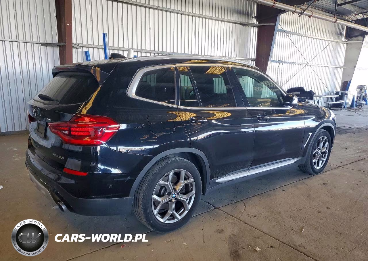 2021 BMW X3 xDrive30I VIN:5UXTY5C05M9E81672 - 3