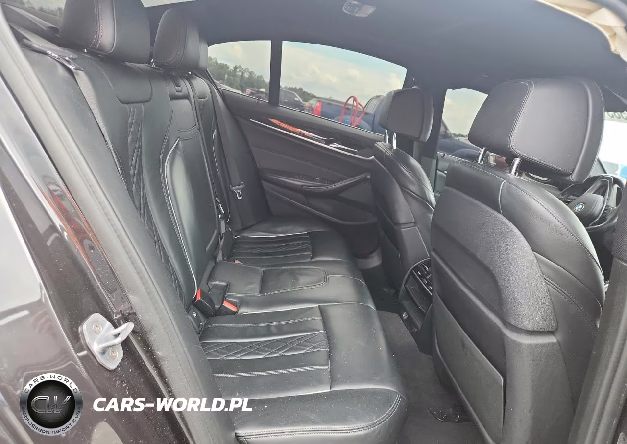 2019 BMW 530 I VIN:WBAJA5C57KWW10948 - 10