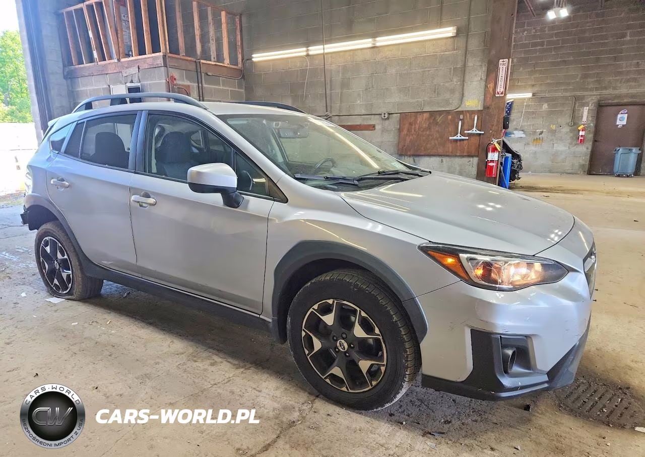 2018 Subaru Crosstrek Premium VIN:JF2GTADC1J8272125 - 4
