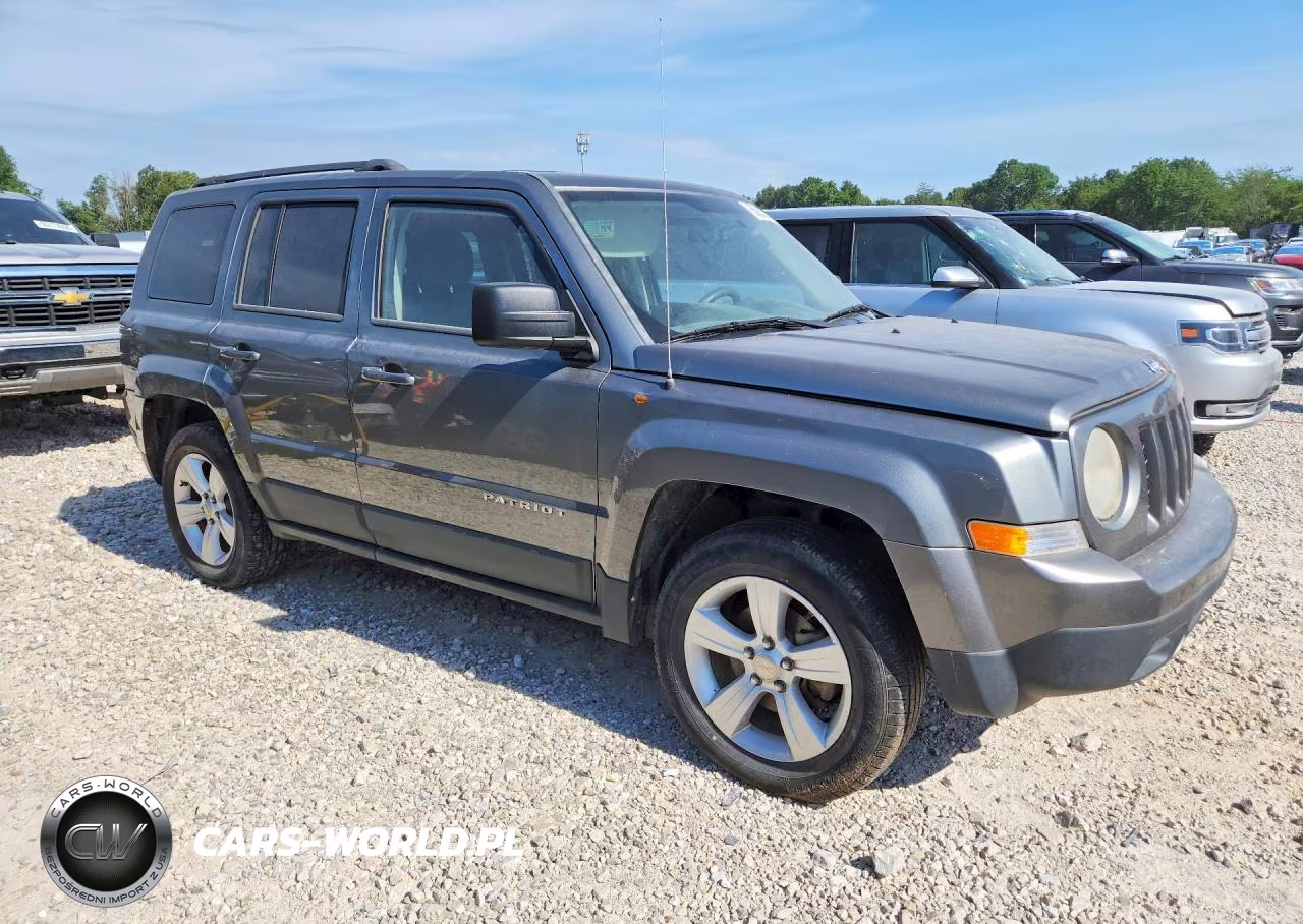 2012 Jeep Patriot Sport VIN:1C4NJRBB4CD613323 - 4