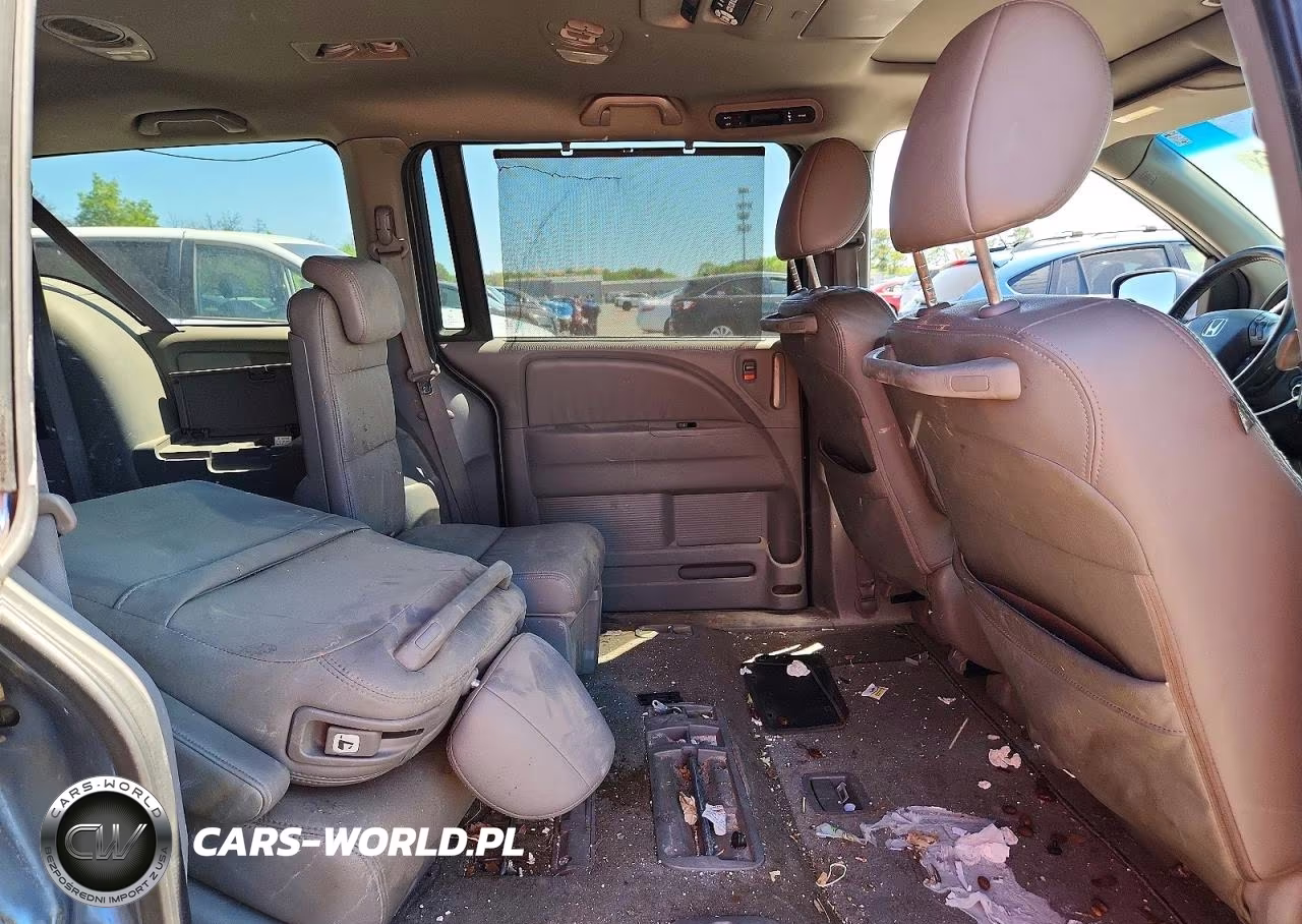 2010 Honda Odyssey Touring VIN:5FNRL3H90AB091017 - 10