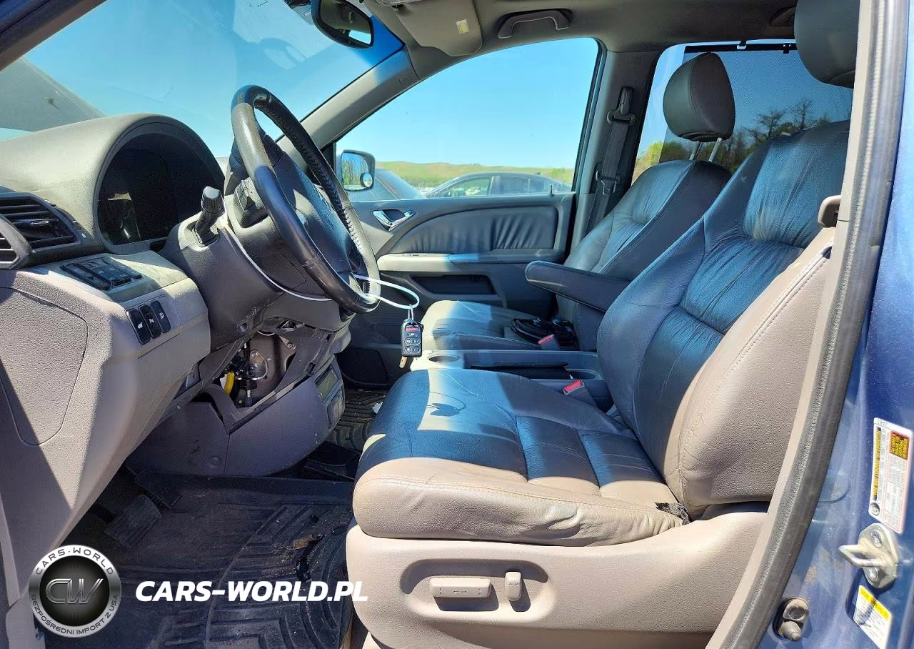 2010 Honda Odyssey Touring VIN:5FNRL3H90AB091017 - 7