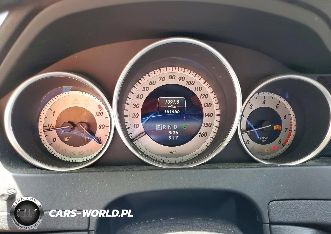 2014 Mercedes-Benz C 250 VIN:WDDGF4HB6ER320426 - 9
