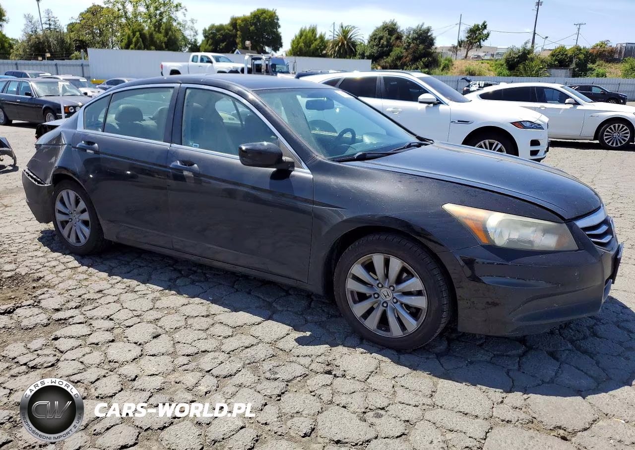 2011 Honda Accord Exl VIN:1HGCP2F83BA004222 - 4