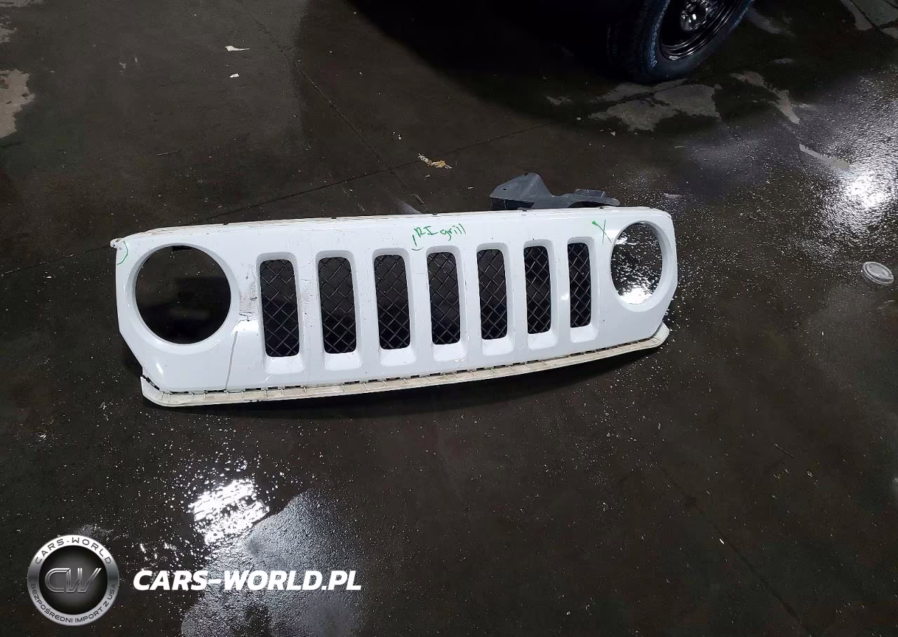 2015 Jeep Patriot Latitude VIN:1C4NJRFB4FD417767 - 13