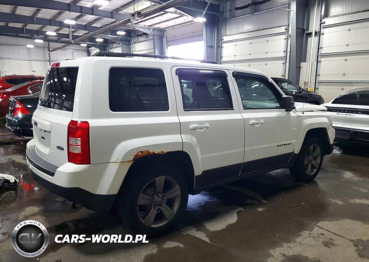 2015 Jeep Patriot Latitude VIN:1C4NJRFB4FD417767 - 3