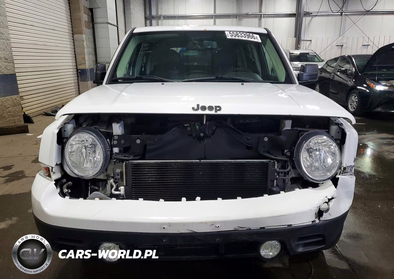 2015 Jeep Patriot Latitude VIN:1C4NJRFB4FD417767 - 5