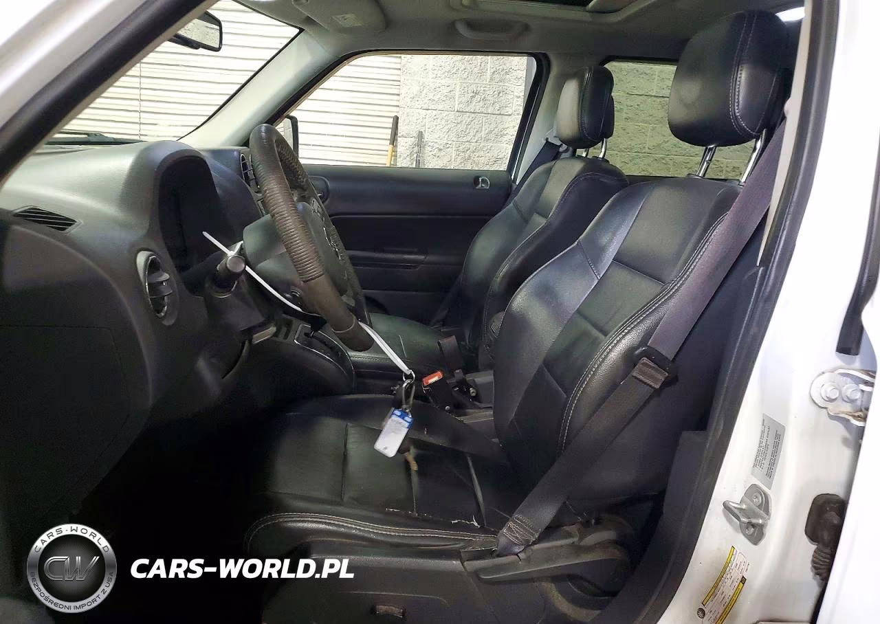 2015 Jeep Patriot Latitude VIN:1C4NJRFB4FD417767 - 7