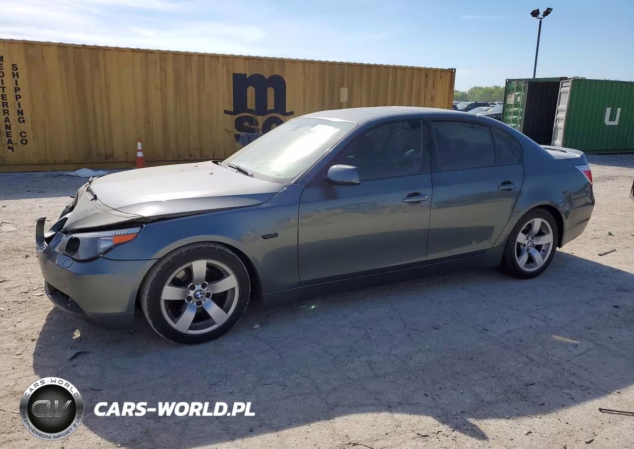 2004 BMW 525 I