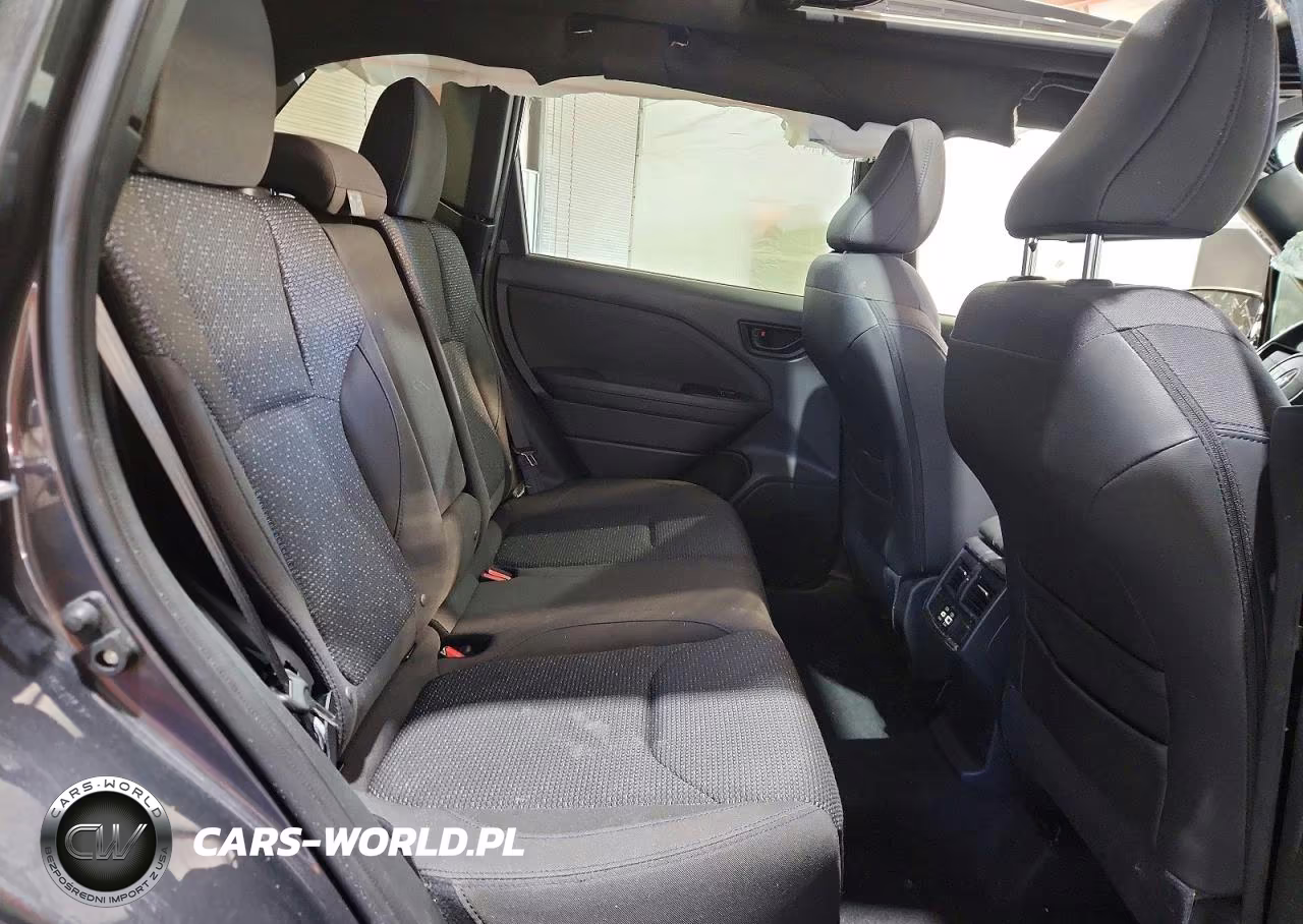 2025 Subaru Forester Premium VIN:JF2SLDDC1SH412073 - 11