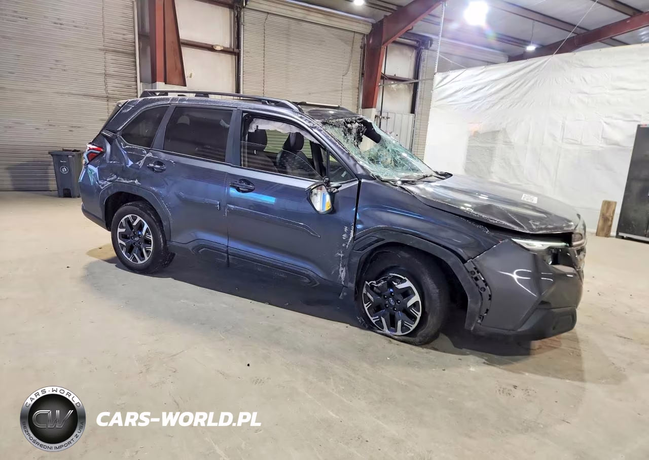 2025 Subaru Forester Premium VIN:JF2SLDDC1SH412073 - 4