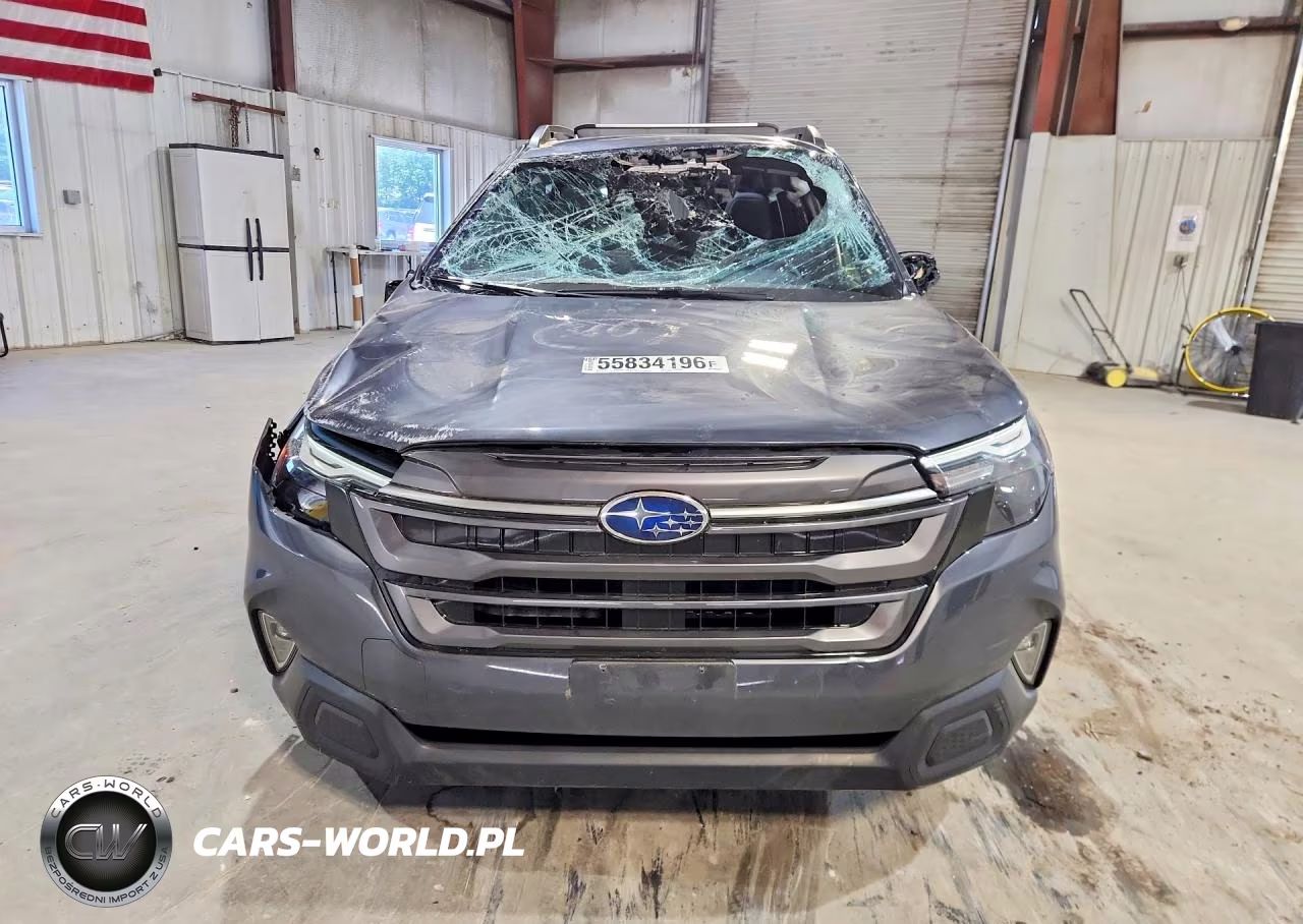 2025 Subaru Forester Premium VIN:JF2SLDDC1SH412073 - 5