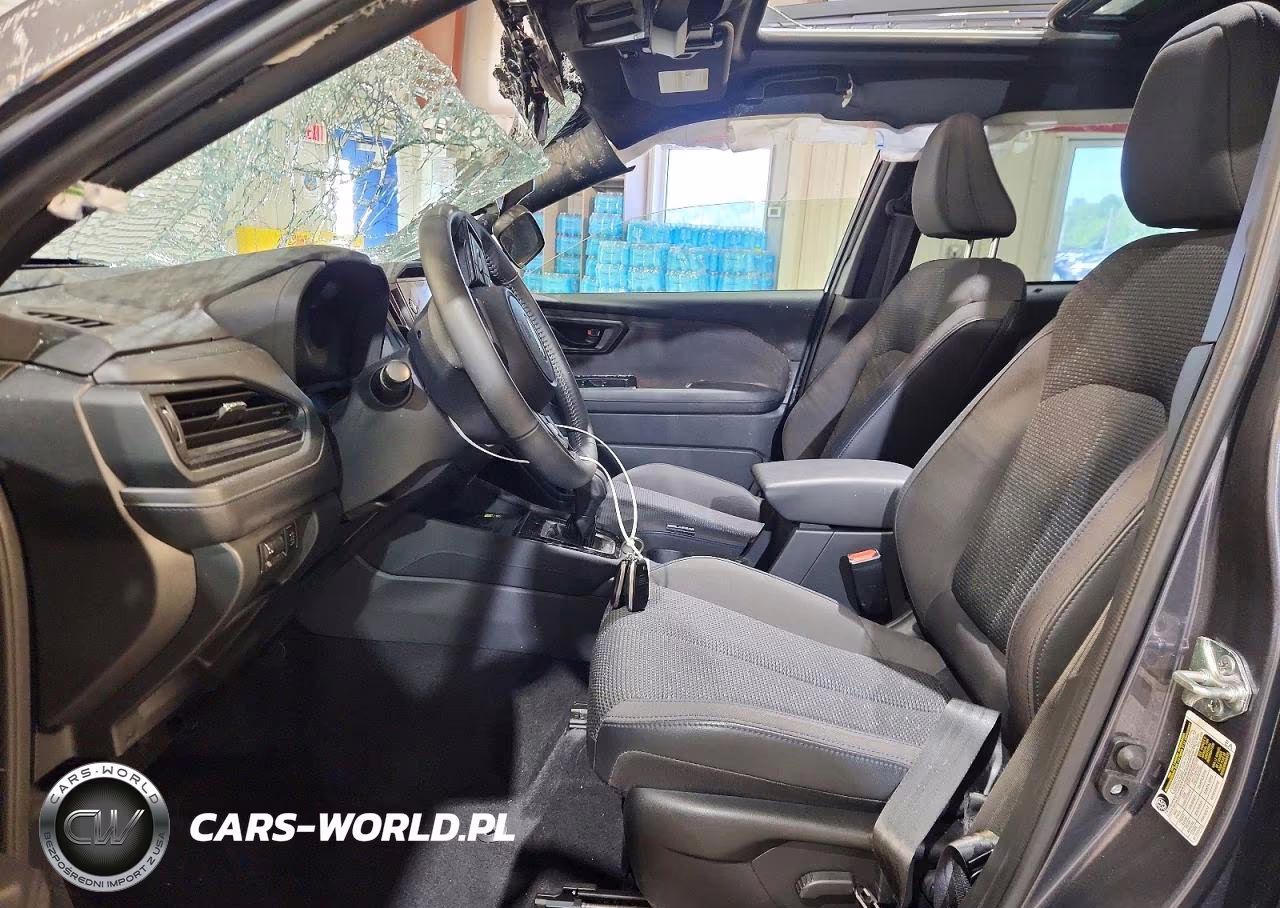 2025 Subaru Forester Premium VIN:JF2SLDDC1SH412073 - 7