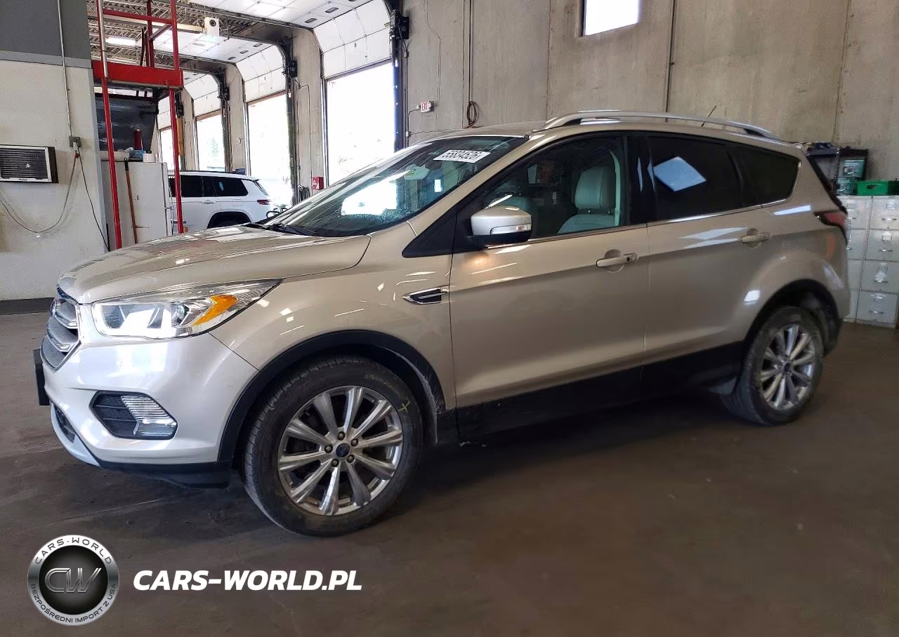 2017 Ford Escape Titanium – zdjęcie 1 z 14