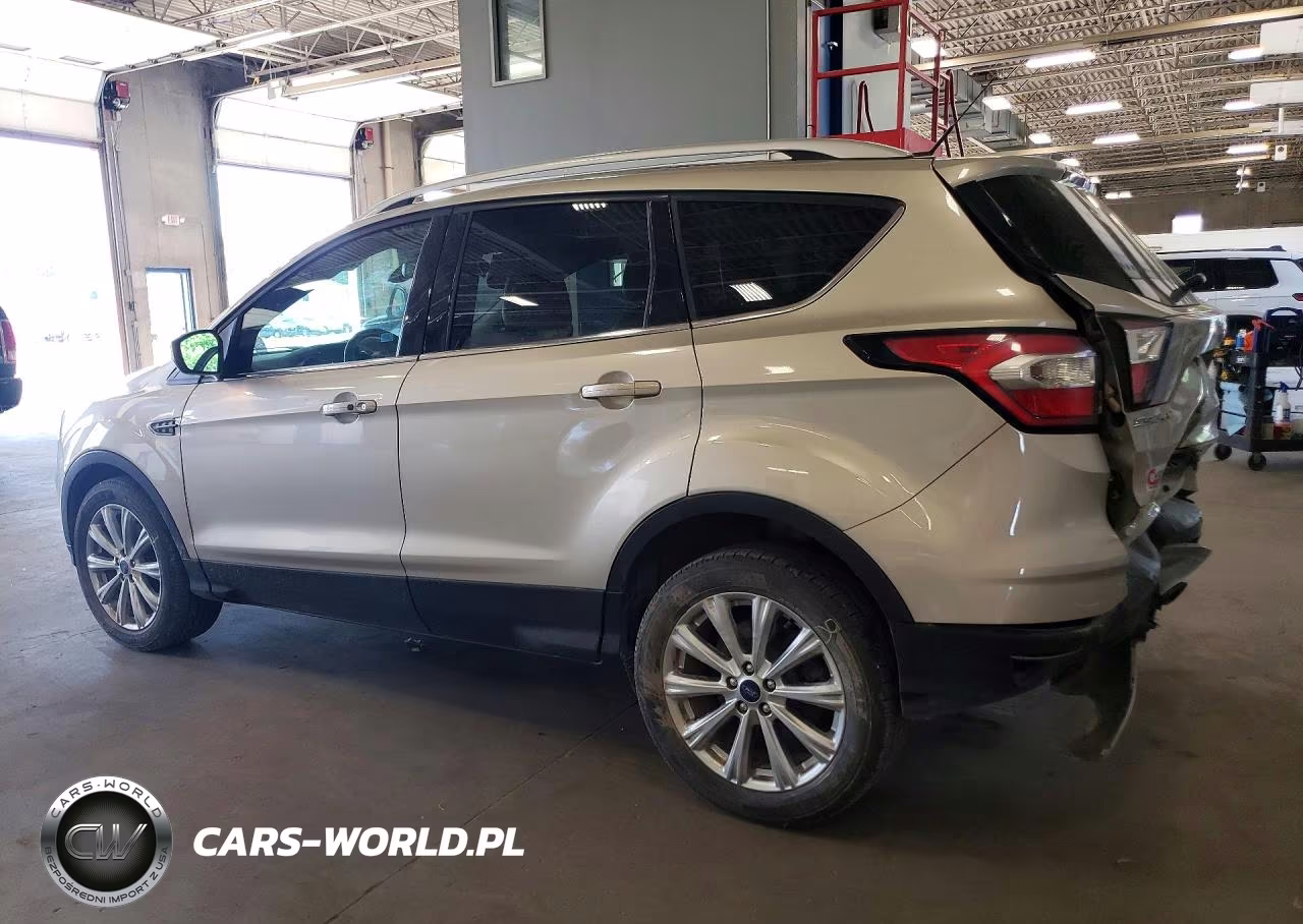 2017 Ford Escape Titanium VIN:1FMCU9J95HUE23840 - 2