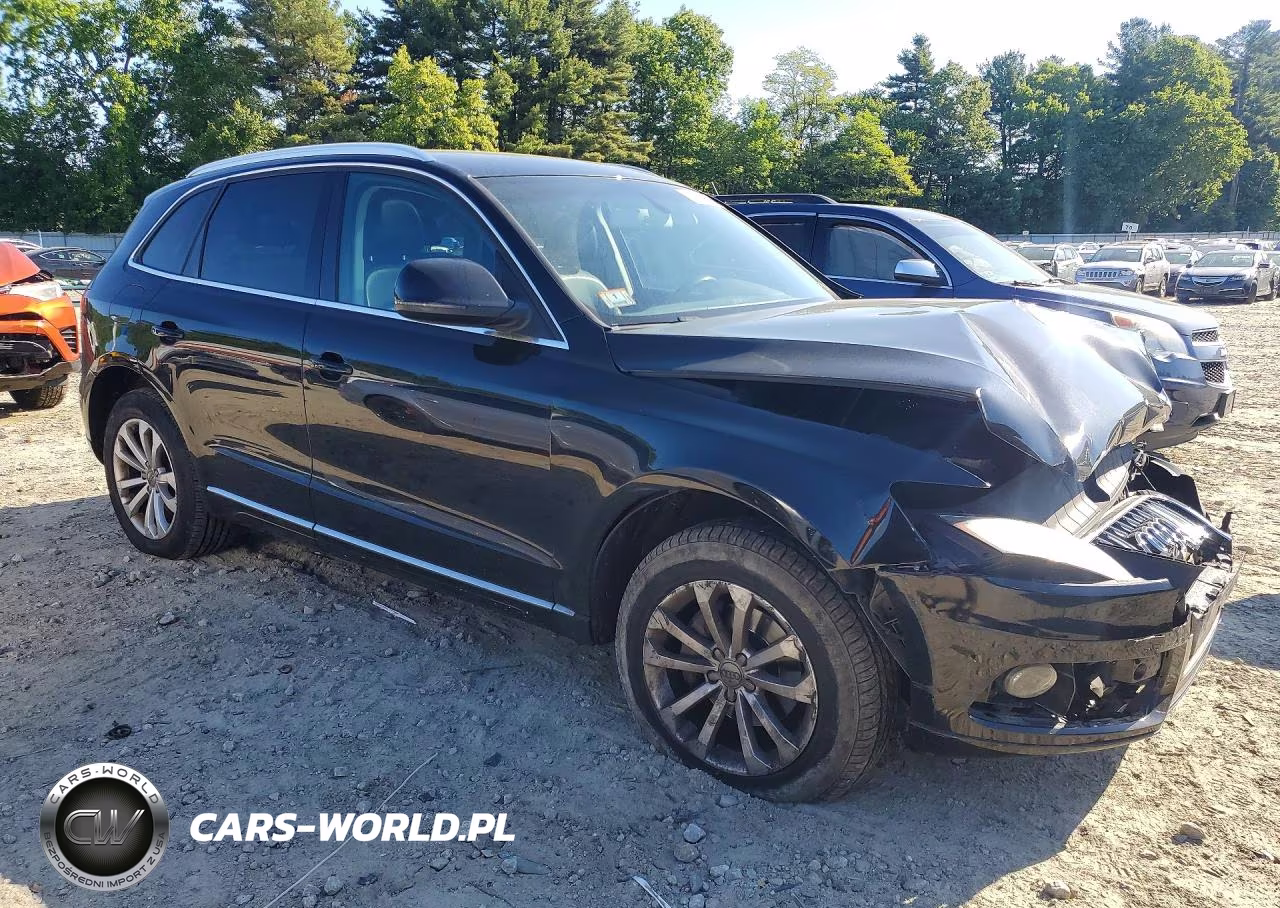 2014 Audi Q5 Premium VIN:WA1CFAFP5EA050569 - 4