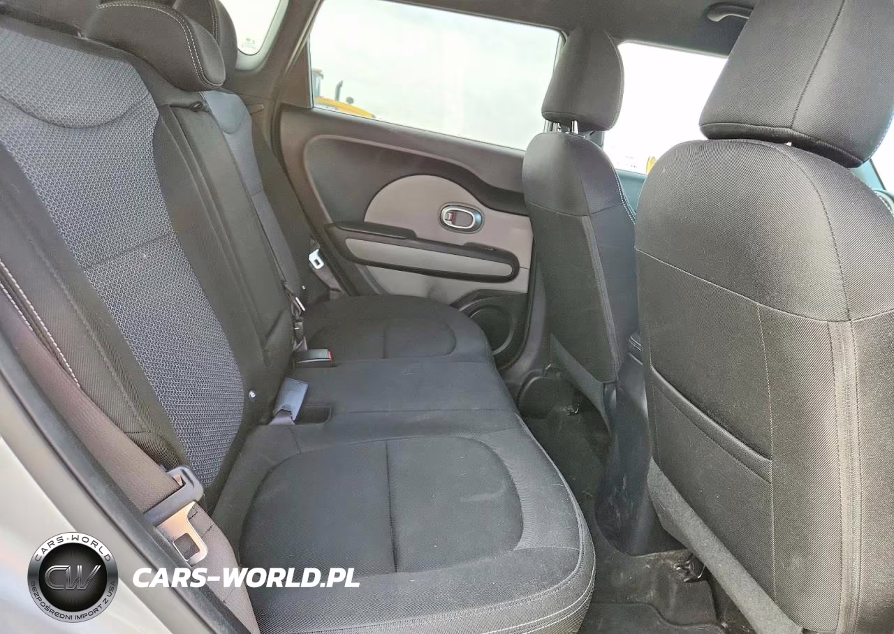 2017 Kia Soul + VIN:KNDJP3A54H7417345 - 10