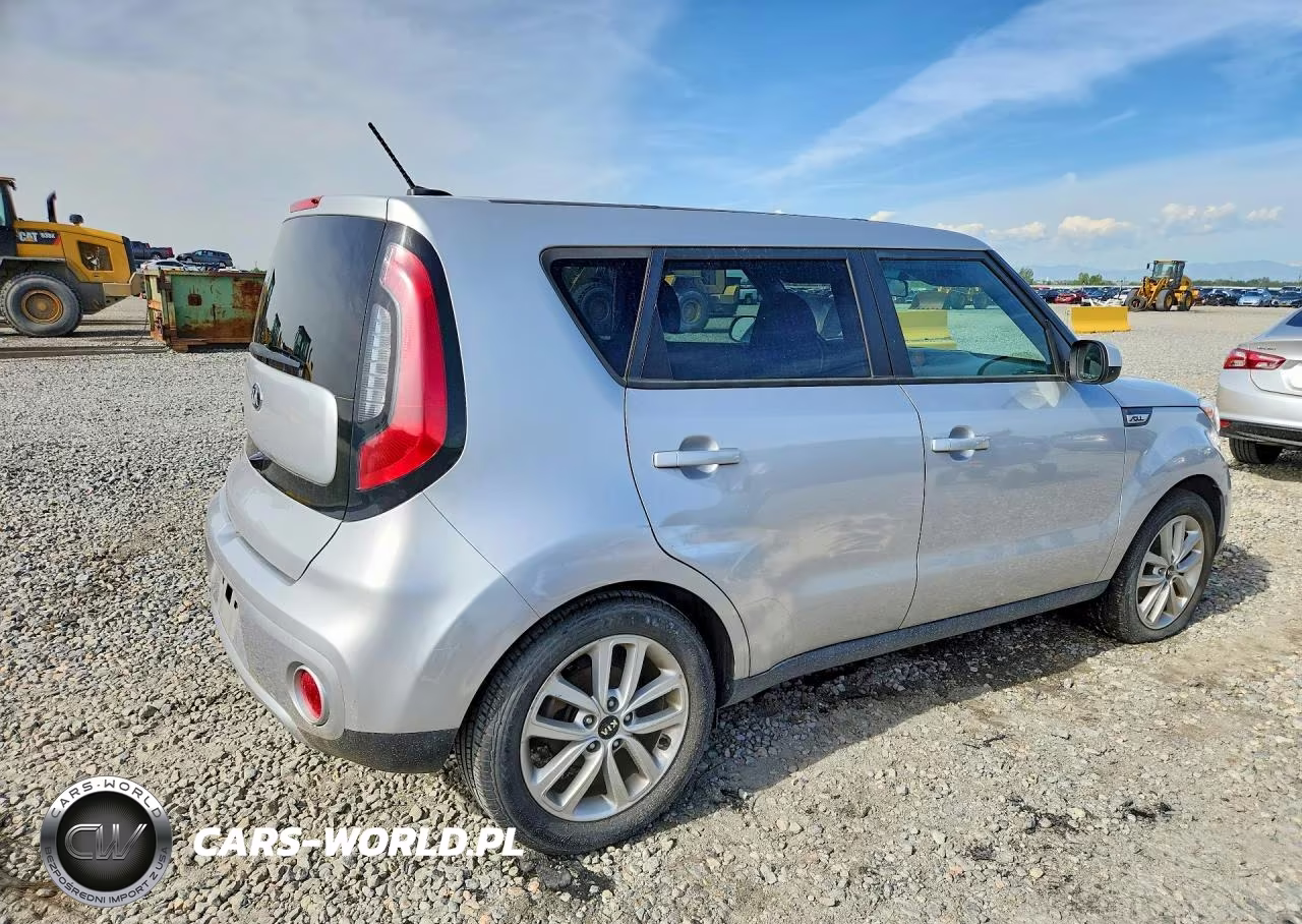 2017 Kia Soul + VIN:KNDJP3A54H7417345 - 3