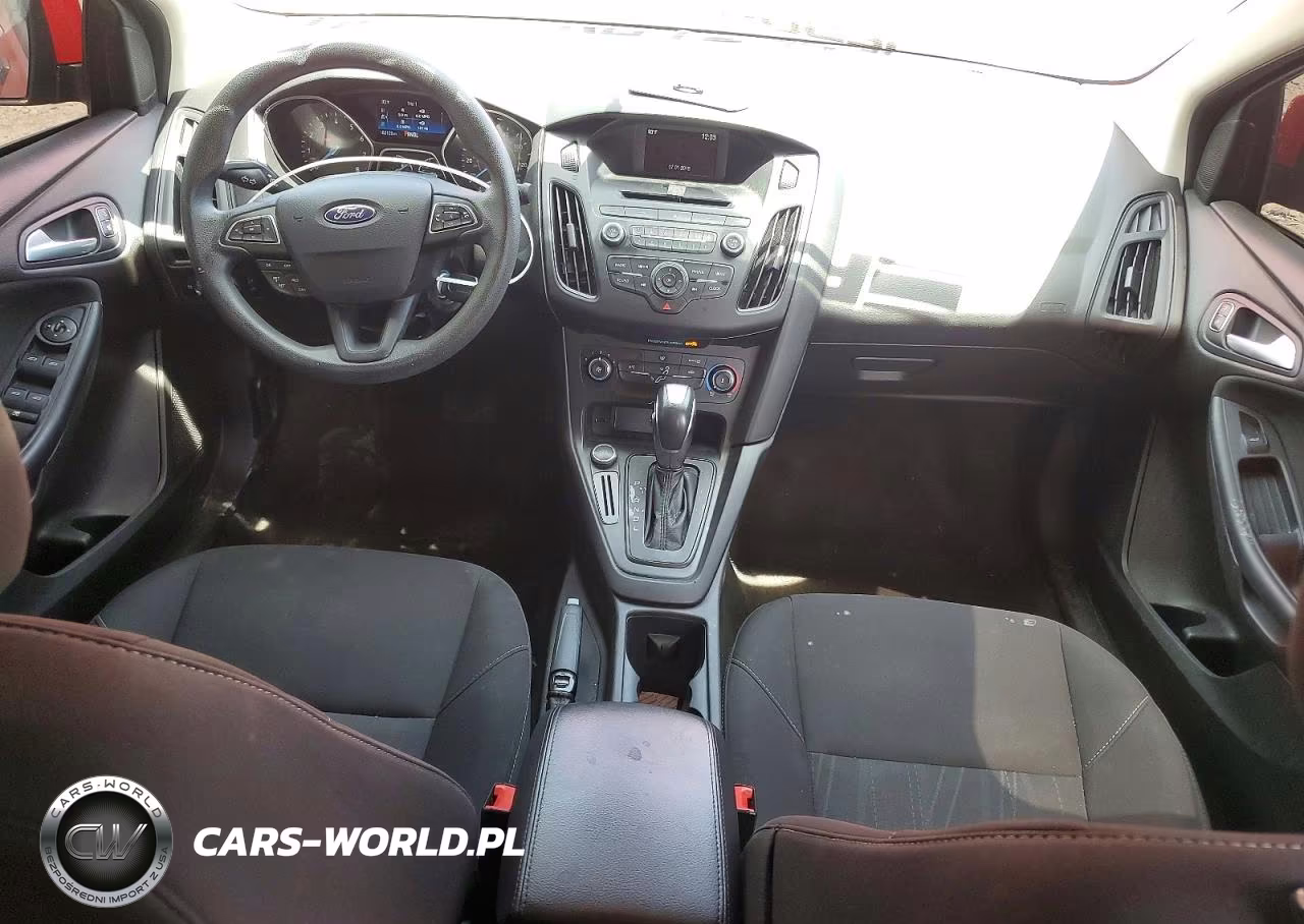 2016 Ford Focus Se VIN:1FADP3F23GL371904 - 8