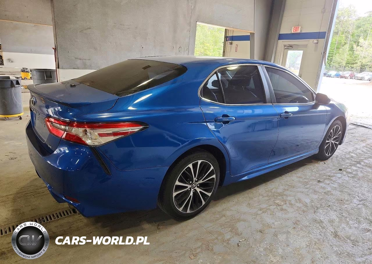 2018 Toyota Camry Se VIN:4T1B11HKXJU022398 - 3