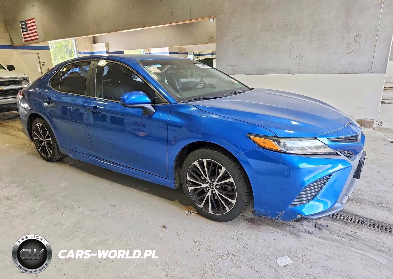 2018 Toyota Camry Se VIN:4T1B11HKXJU022398 - 4
