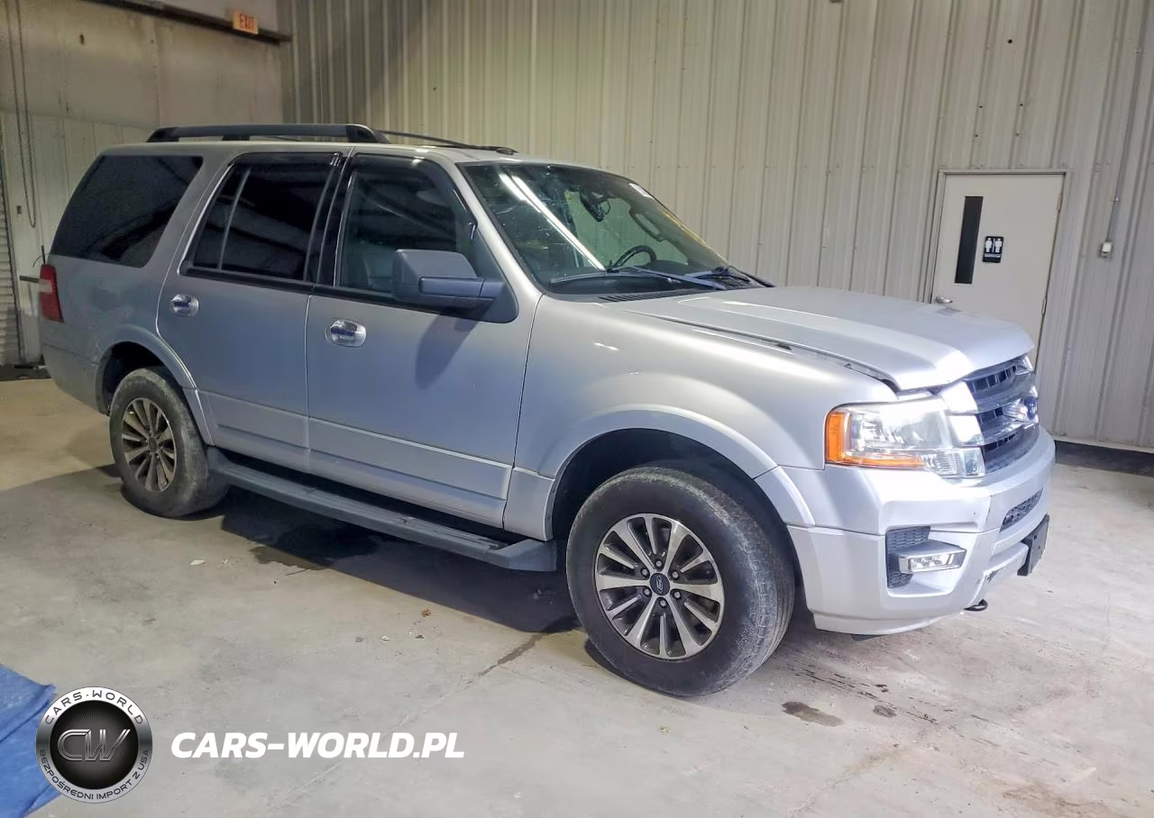 2016 Ford Expedition Xlt VIN:1FMJU1JT9GEF16826 - 4