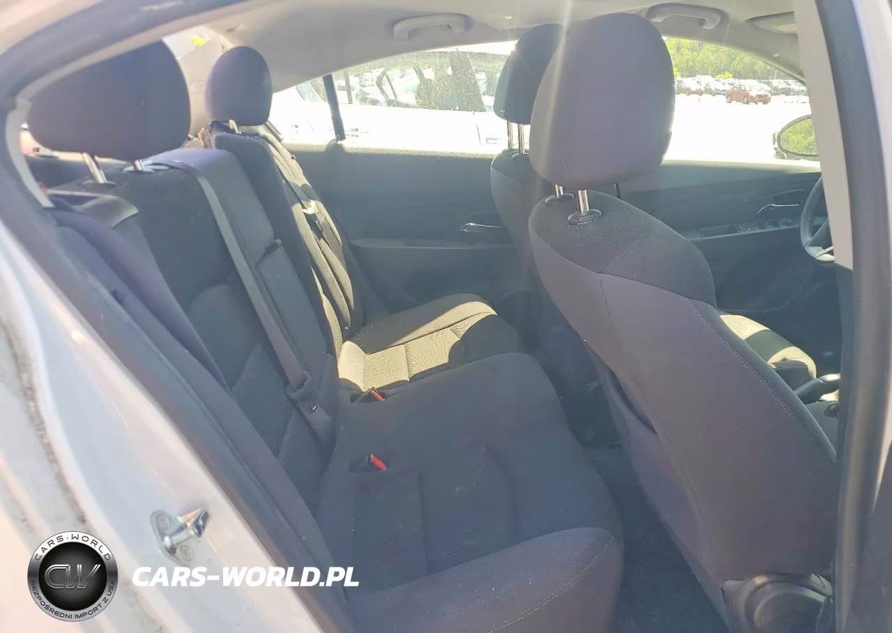 2015 Chevrolet Cruze Lt VIN:1G1PC5SB6F7191675 - 10