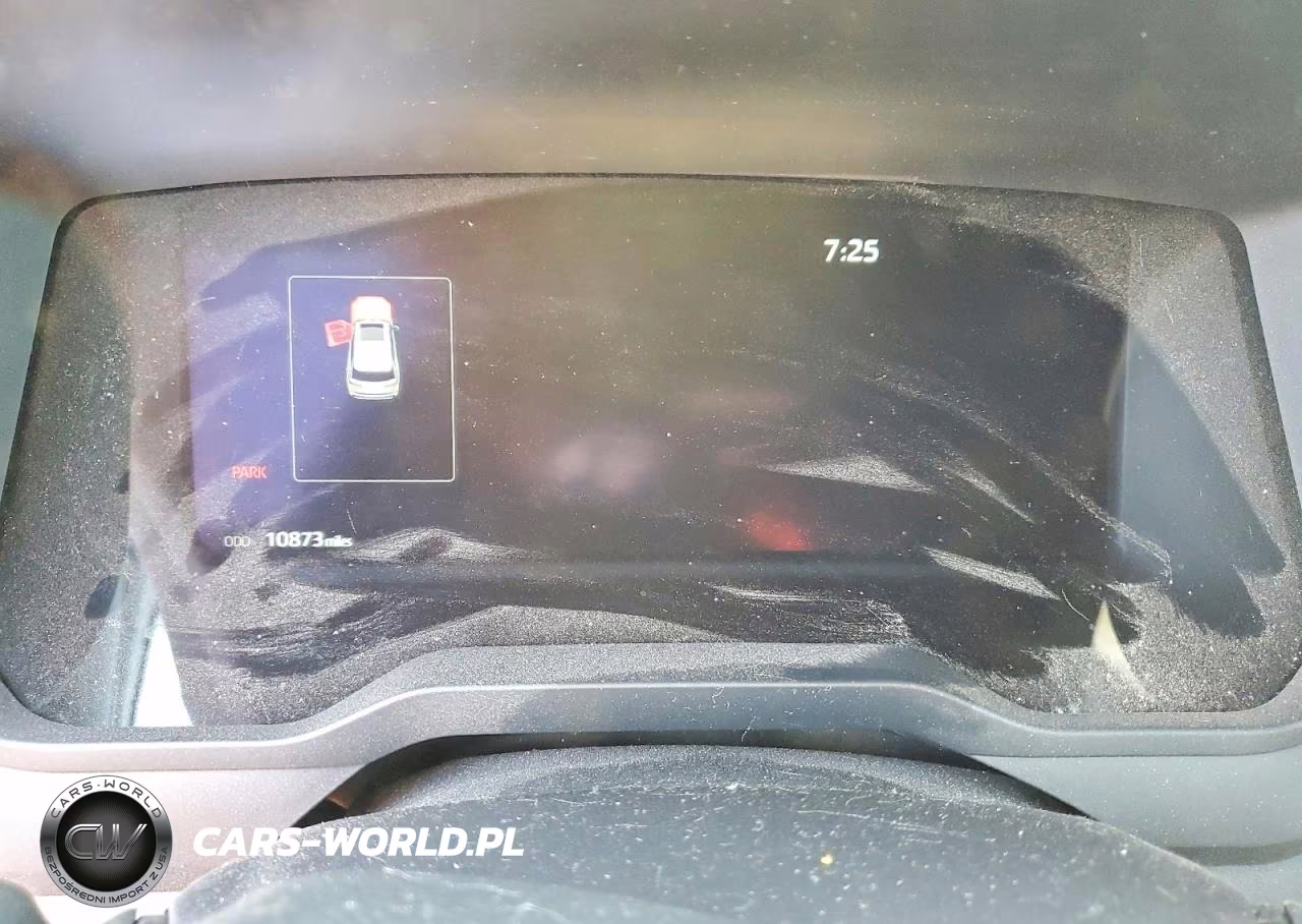 2026 Toyota Sequoia Platinum VIN:7SVAAABA0TX080138 - 9
