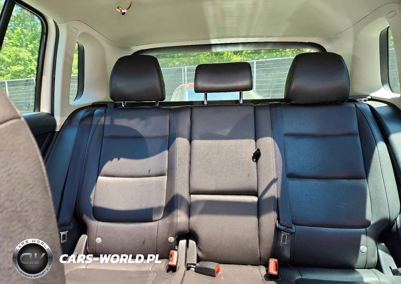 2013 Volkswagen Tiguan S VIN:WVGBV7AX9DW537091 - 10