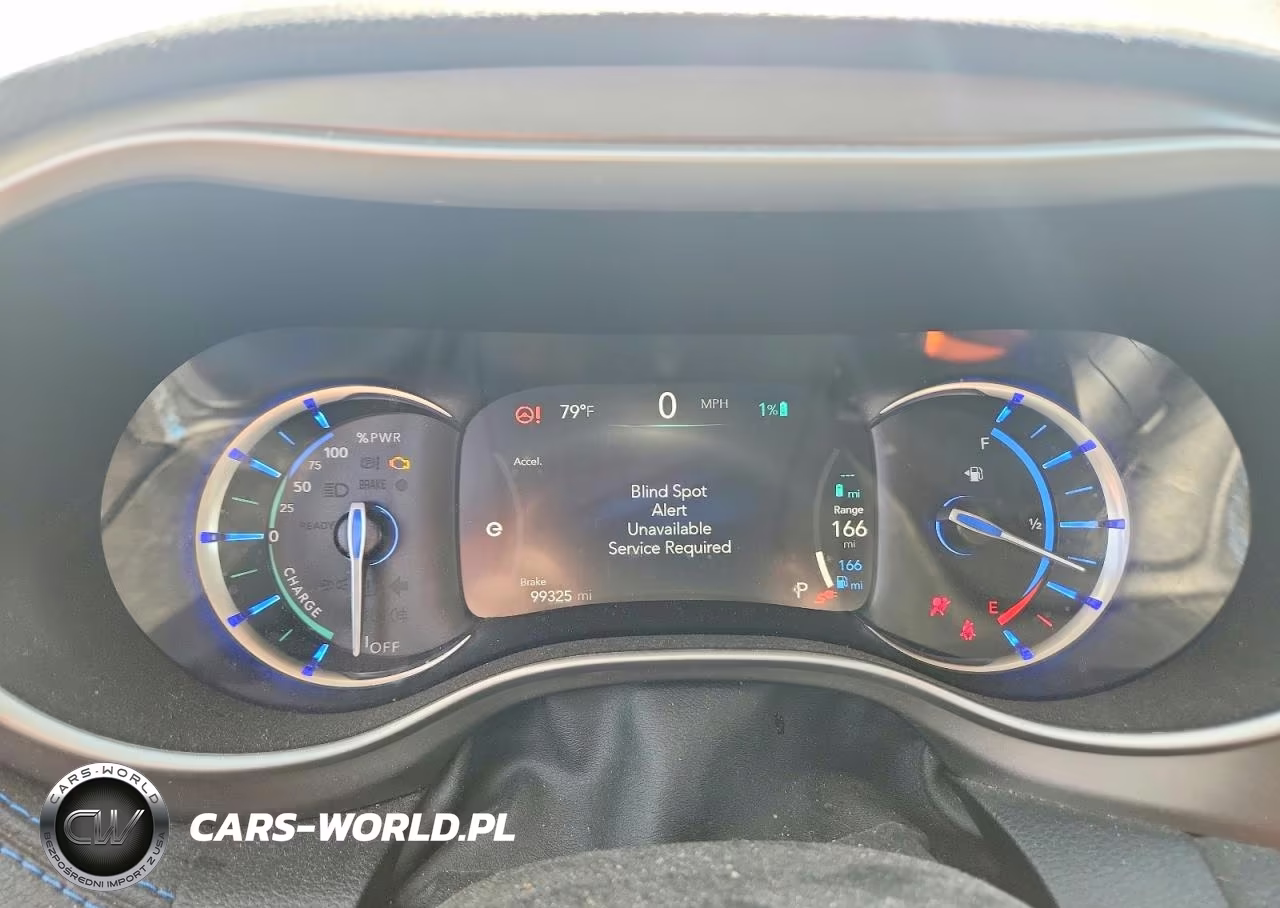2021 Chrysler Pacifica Hybrid Touring L VIN:2C4RC1L7XMR586988 - 9