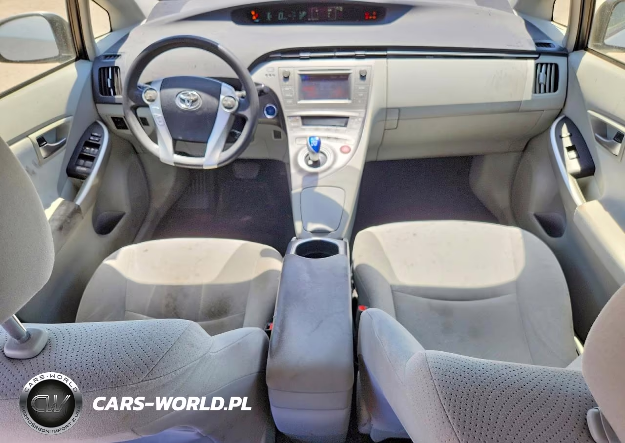 2014 Toyota Prius Two VIN:JTDKN3DU6E0358218 - 8