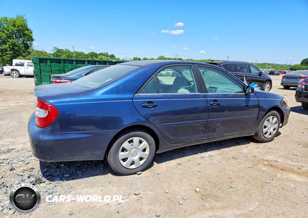 2004 Toyota Camry Le VIN:4T1BE32K84U263051 - 3