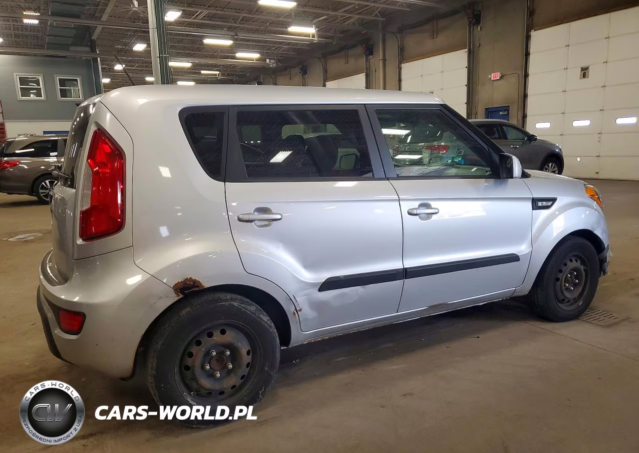2013 Kia Soul Base VIN:KNDJT2A54D7772502 - 3