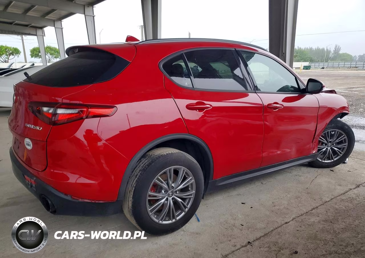 2022 Alfa Romeo Stelvio VIN:ZASPAJAN2N7D30045 - 3