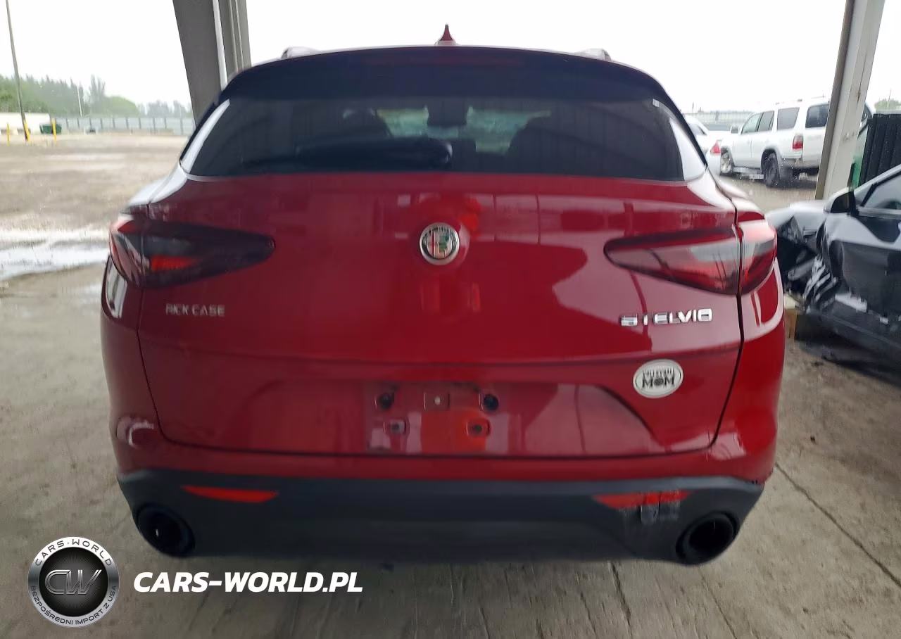 2022 Alfa Romeo Stelvio VIN:ZASPAJAN2N7D30045 - 6
