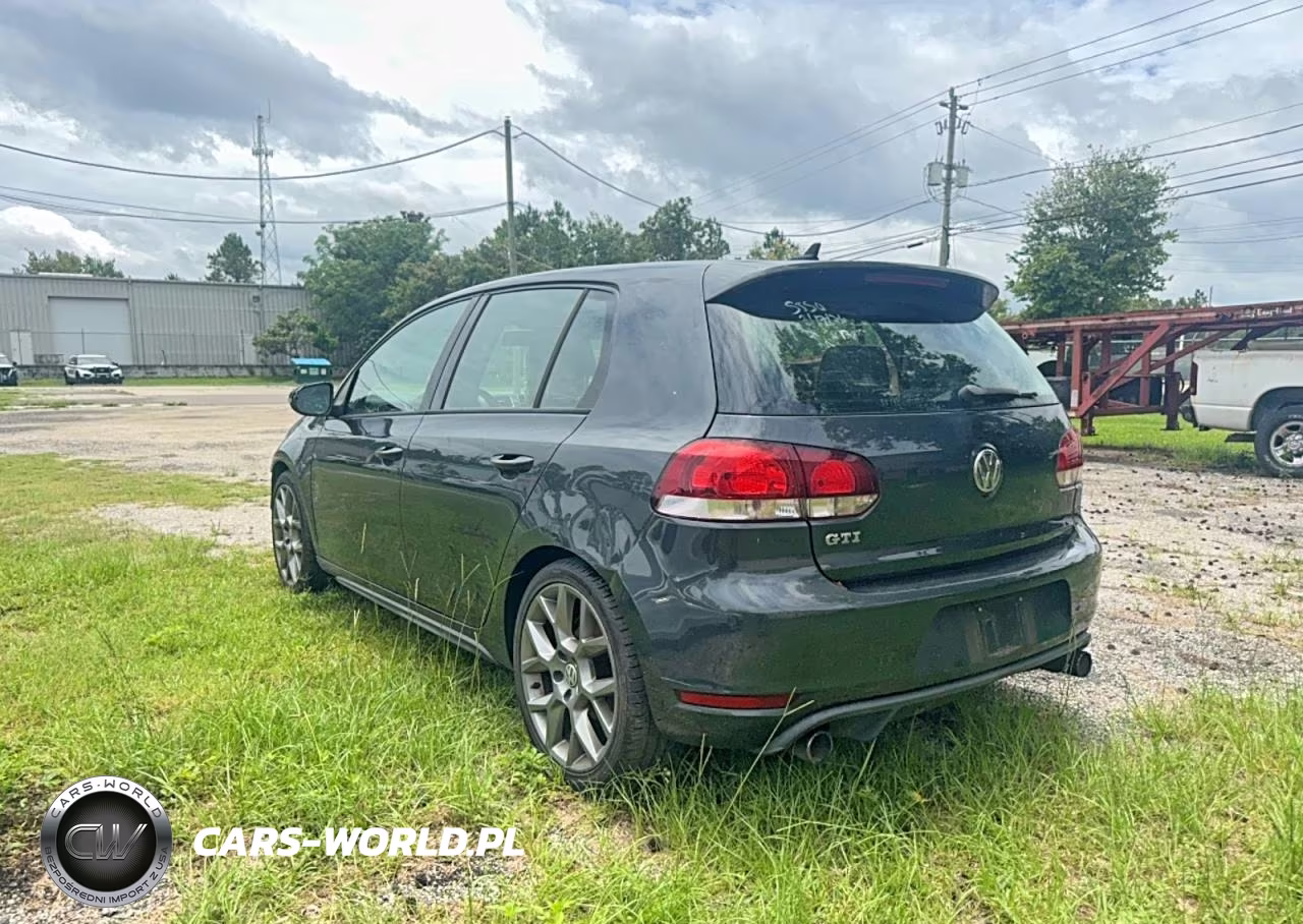 2013 Volkswagen Gti VIN:WVWHV7AJXDW138829 - 3