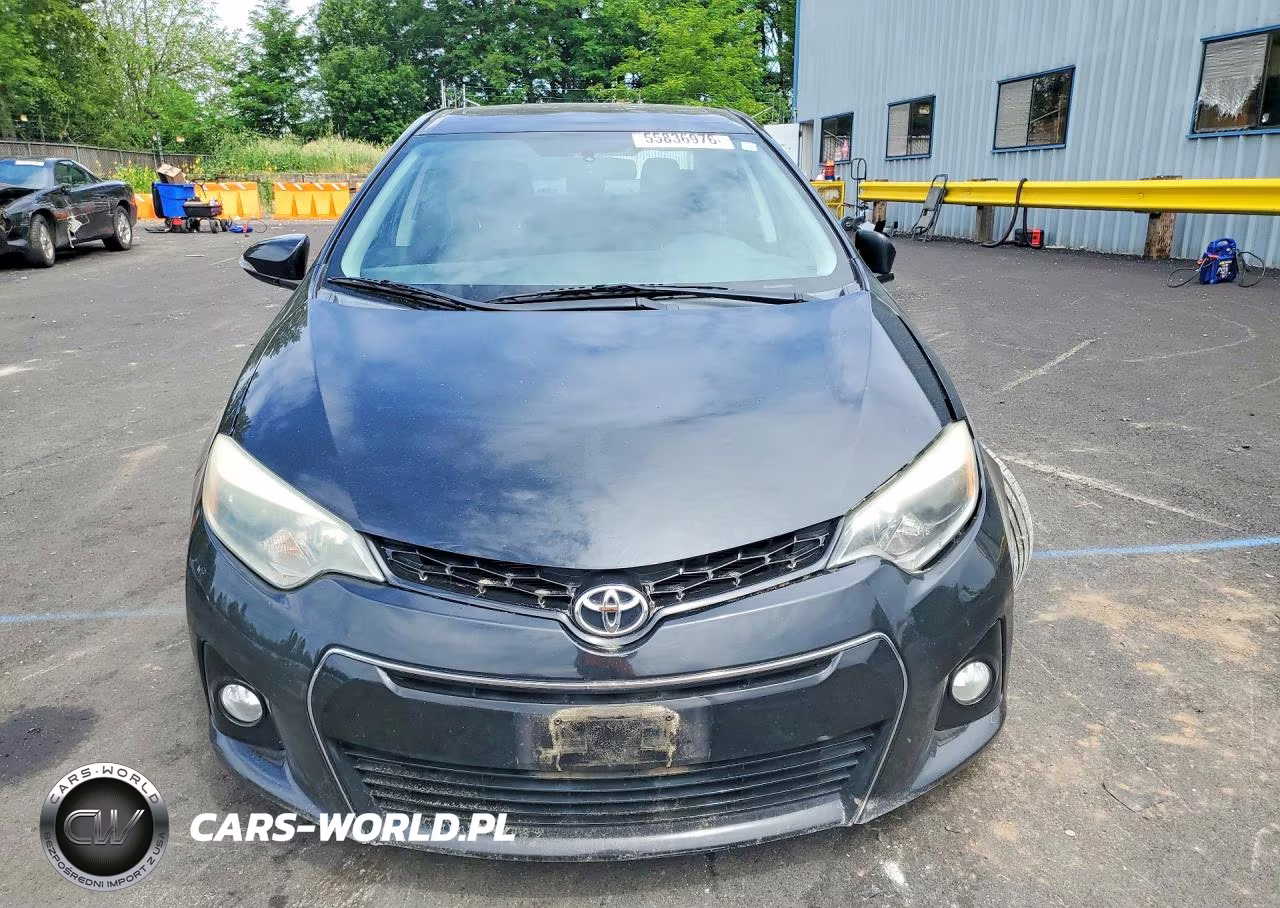 2015 Toyota Corolla S Plus VIN:5YFBURHE5FP354032 - 5