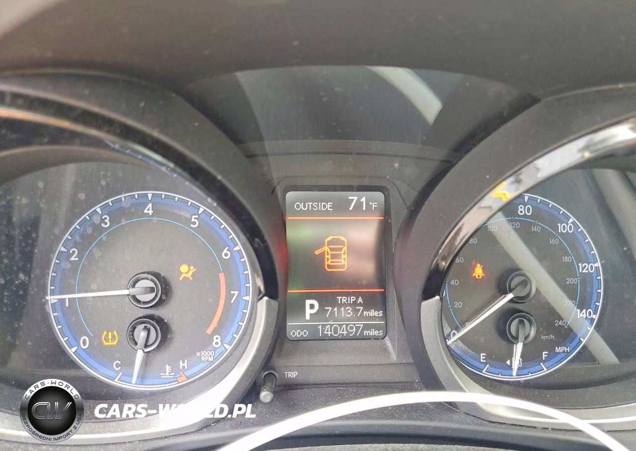 2015 Toyota Corolla S Plus VIN:5YFBURHE5FP354032 - 9