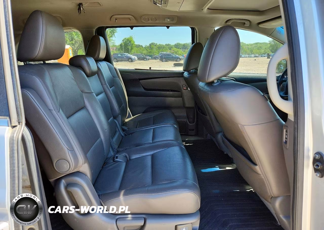 2013 Honda Odyssey Touring VIN:5FNRL5H99DB017286 - 11