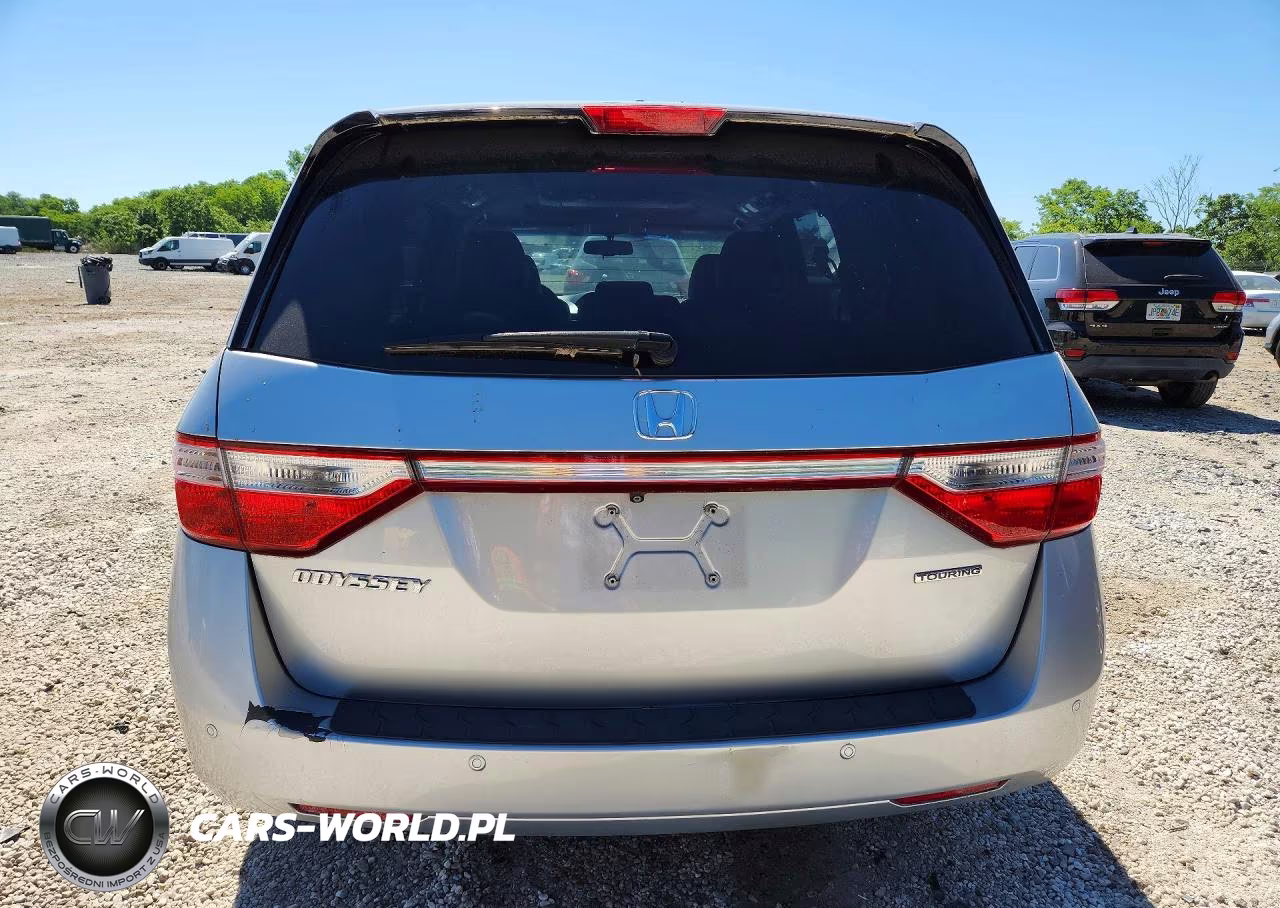 2013 Honda Odyssey Touring VIN:5FNRL5H99DB017286 - 6