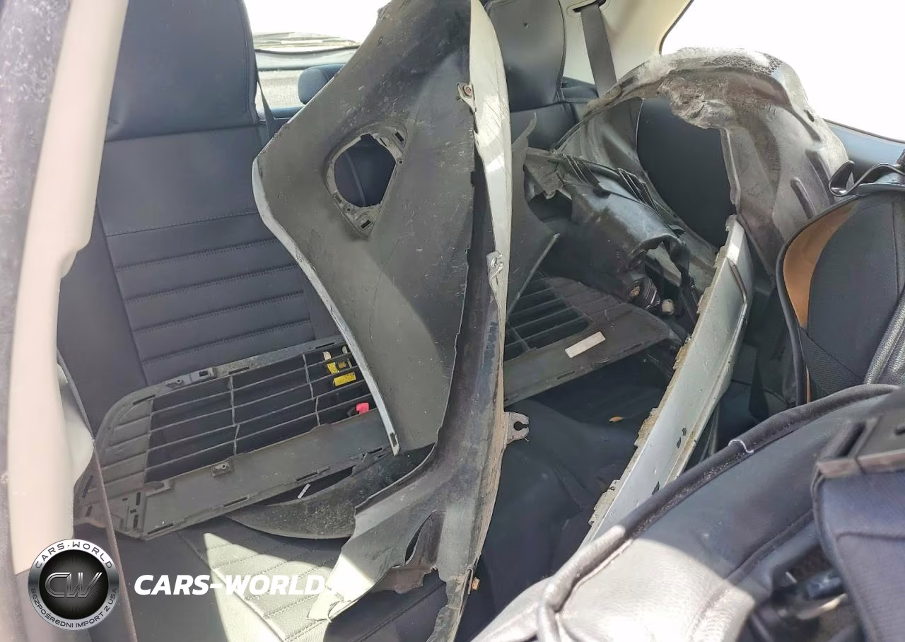 2013 Toyota Yaris 3-Door L VIN:JTDJTUD3XDD569444 - 10
