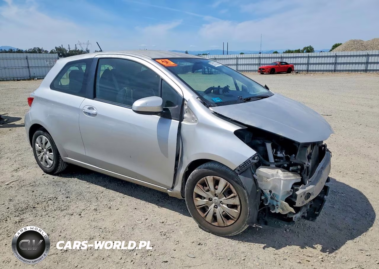 2013 Toyota Yaris 3-Door L VIN:JTDJTUD3XDD569444 - 4