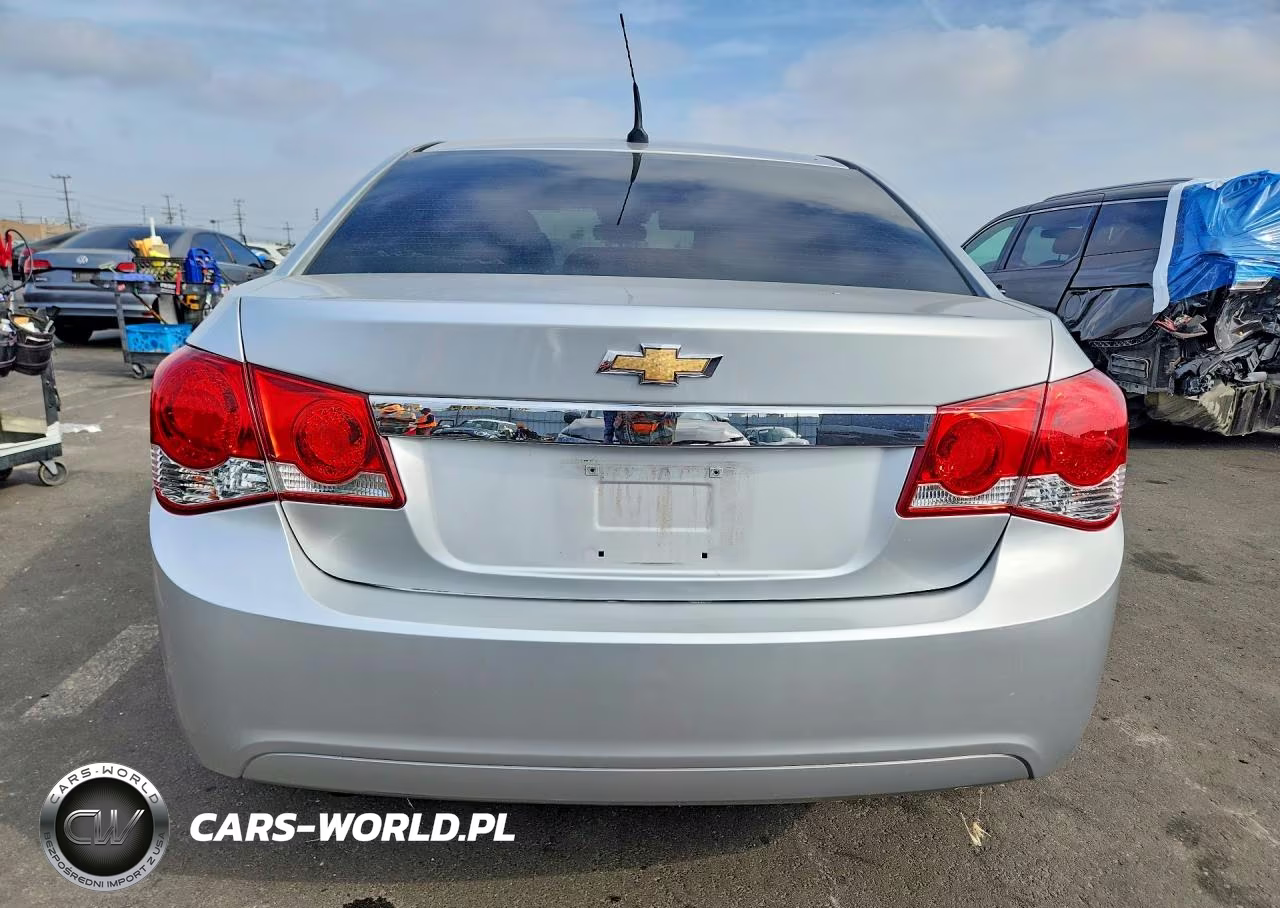 2013 Chevrolet Cruze Ls VIN:1G1PA5SG2D7312037 - 6
