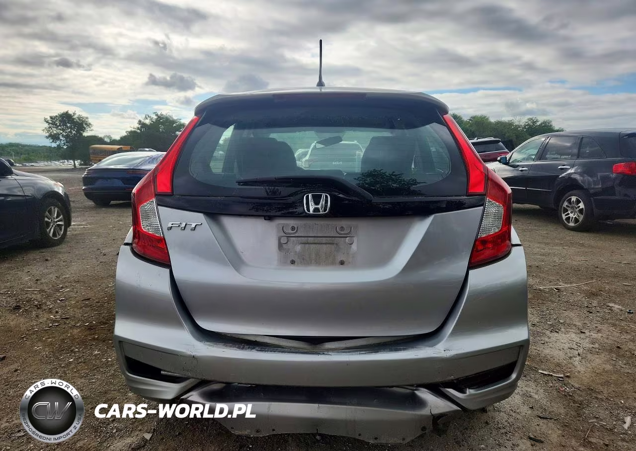 2019 Honda Fit Lx VIN:3HGGK5H45KM713622 - 6
