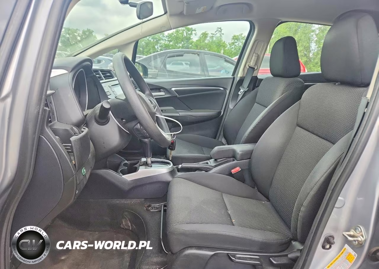 2019 Honda Fit Lx VIN:3HGGK5H45KM713622 - 7