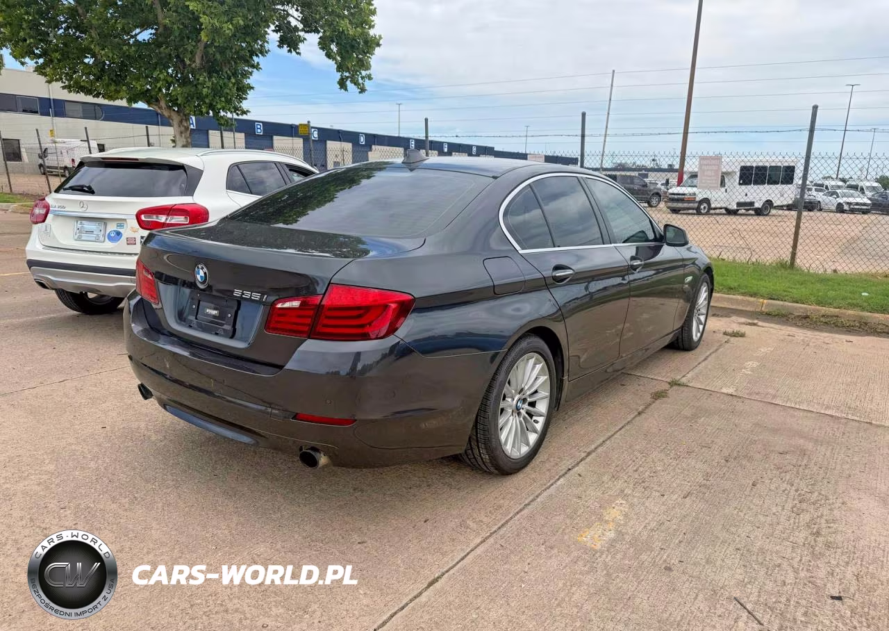 2012 BMW 535 Xi VIN:WBAFU7C59CDU58029 - 4